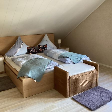 Ferienwohnung Kessler Waldsolms Exterior foto